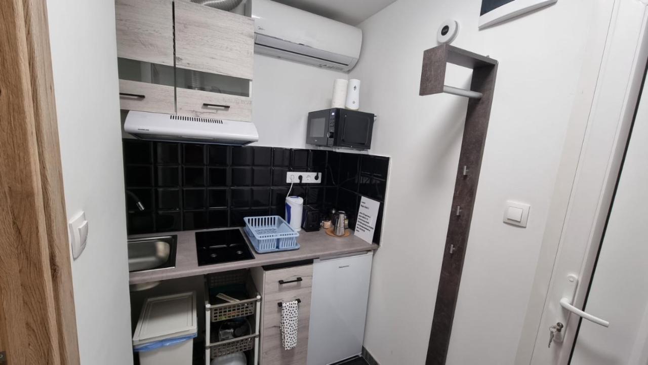 Holiness Apartmanok Segedín Exteriér fotografie