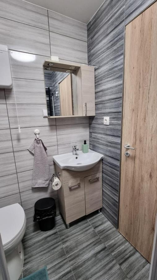 Holiness Apartmanok Segedín Exteriér fotografie